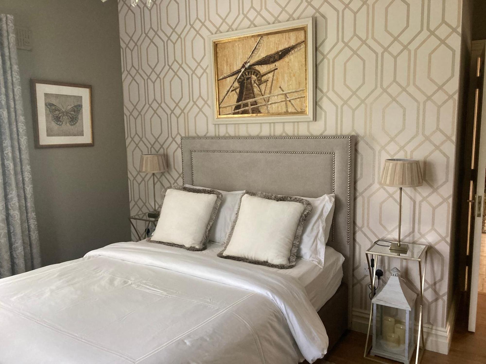 Ballybur Lodge Cuffesgrange ภายนอก รูปภาพ